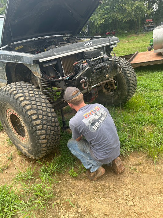 From trail dust to town lights - Dyl's Off-Road. Wear this Navy Heather anywhere!